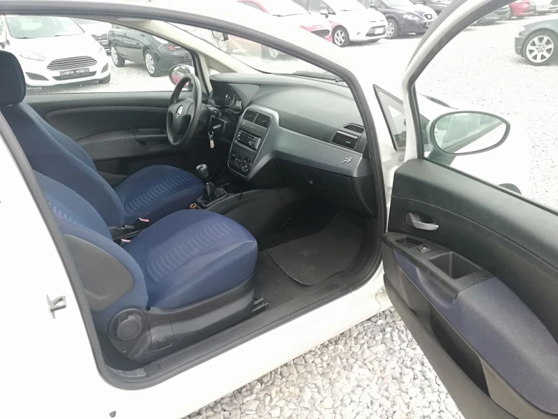 Fiat Punto 1.3m-jet 75, снимка 11 - Автомобили и джипове - 50565714