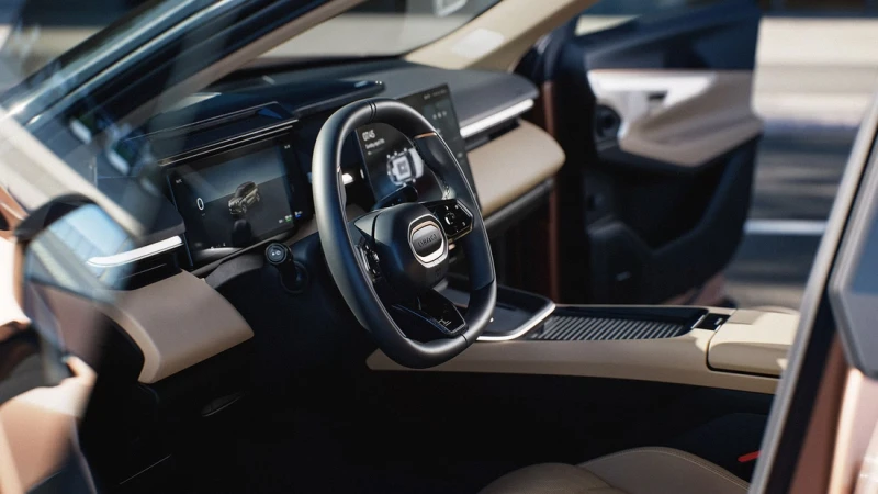 LynkCo 08 Plug-in Hybrid (More), снимка 4 - Автомобили и джипове - 51934619