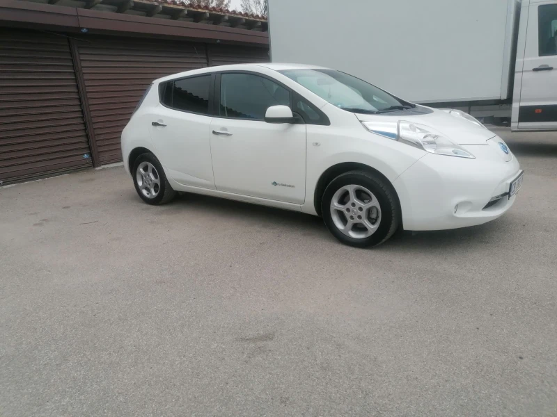 Nissan Leaf  Facelift , снимка 2 - Автомобили и джипове - 52106601