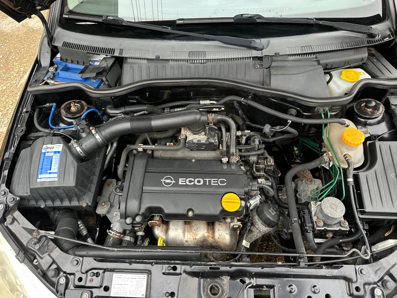 Opel Corsa 1.4 90кс, снимка 10 - Автомобили и джипове - 52672752