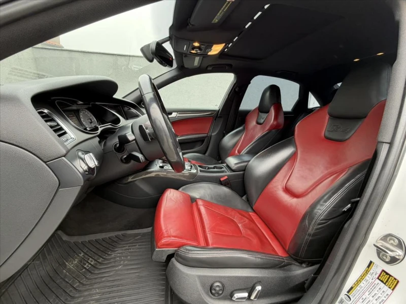 Audi S4, снимка 9 - Автомобили и джипове - 53379194