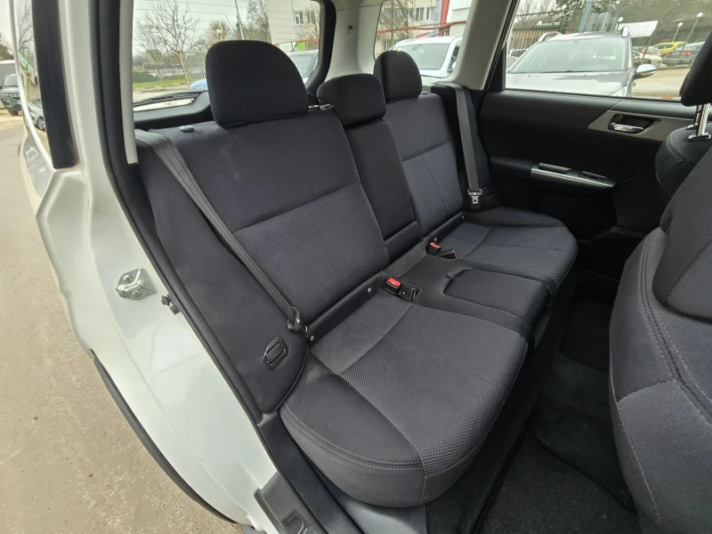 Subaru Forester 2.0d 147к.с 4х4 , снимка 14 - Автомобили и джипове - 53453455