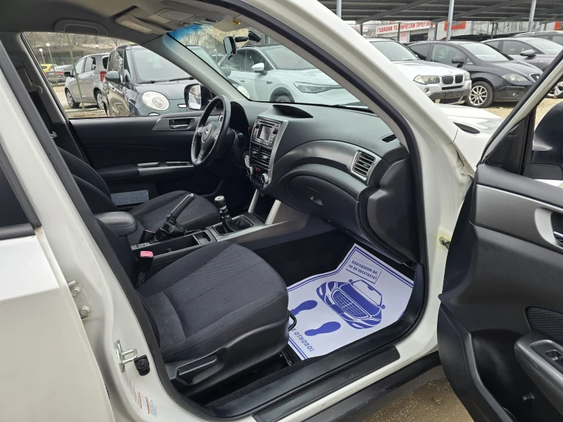 Subaru Forester 2.0d 147к.с 4х4 , снимка 13 - Автомобили и джипове - 53453455