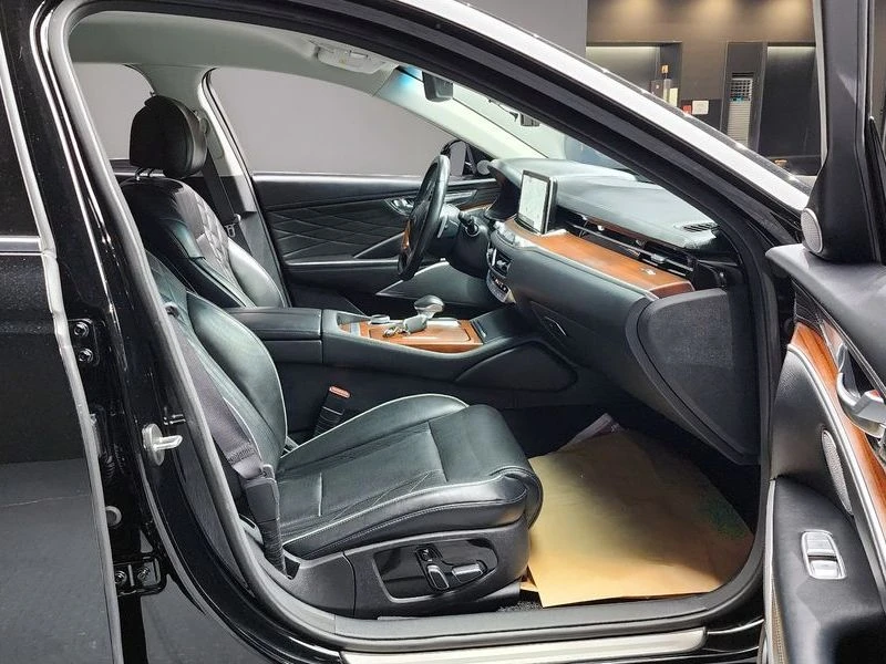 Kia K9 3.8 Automatic, снимка 7 - Автомобили и джипове - 55586596