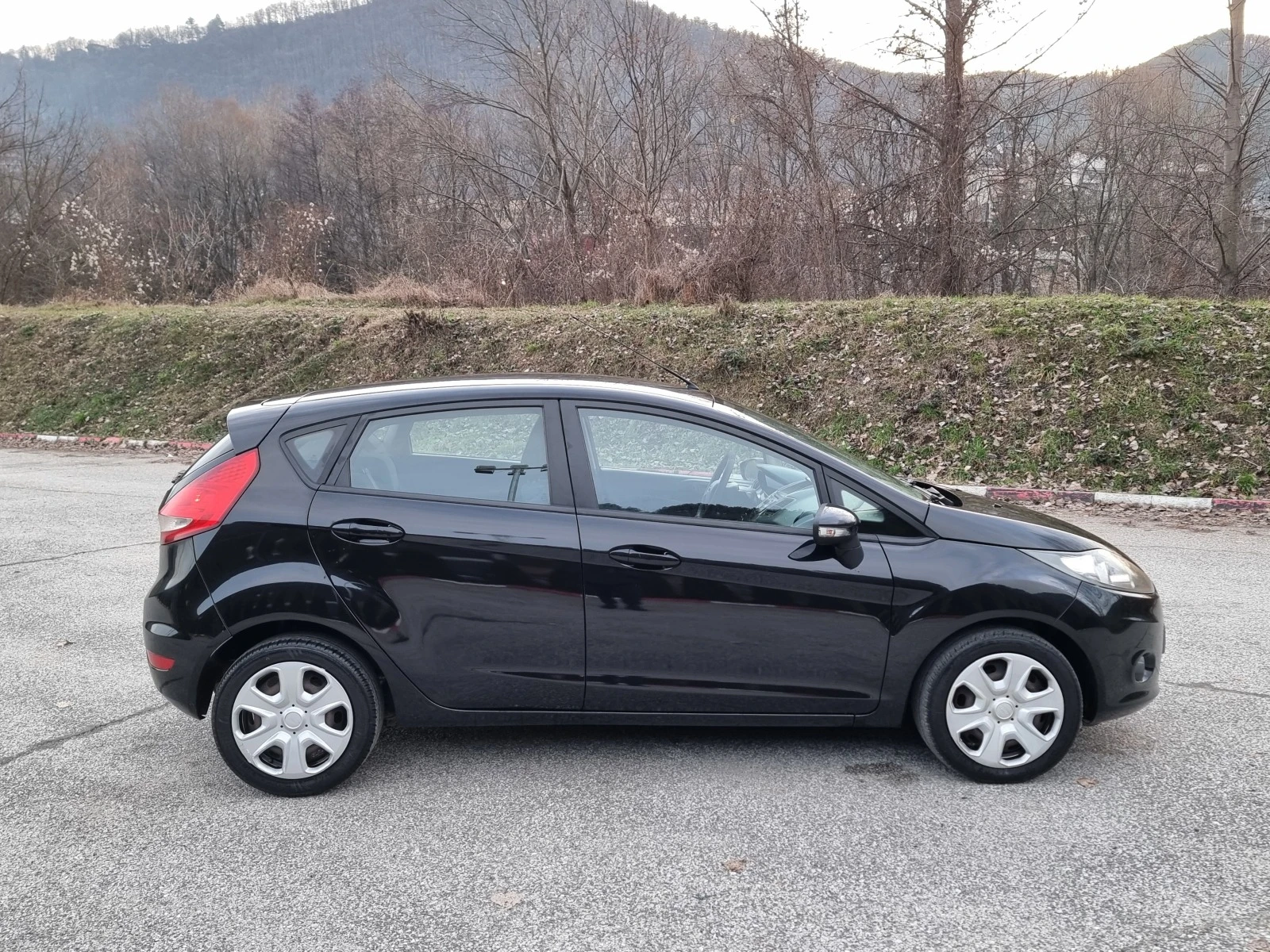 Ford Fiesta 1.4 Tdci Klimatik/Top Sustoqnie - изображение 7