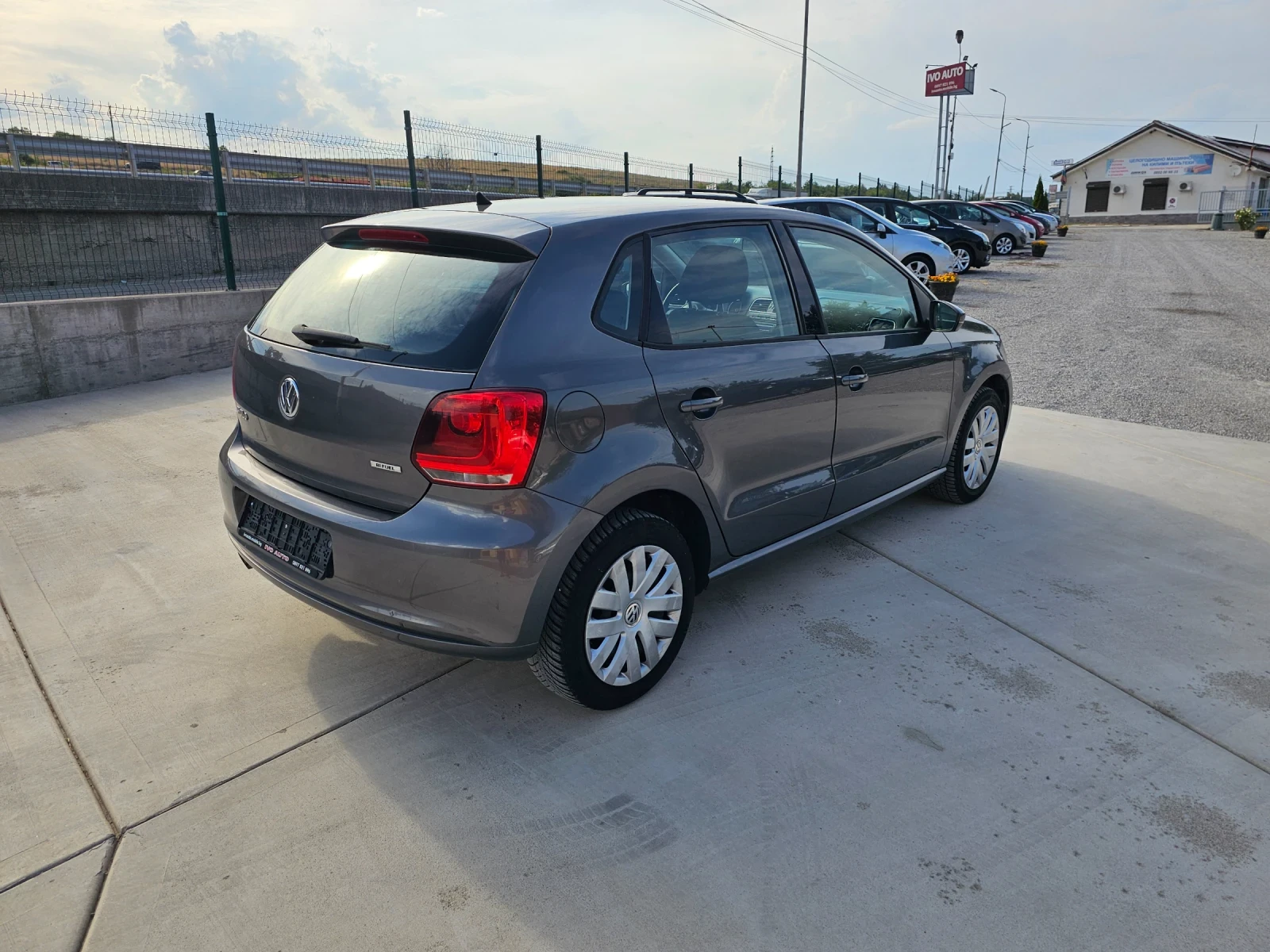 VW Polo 1.4бен / ГАЗ - изображение 7