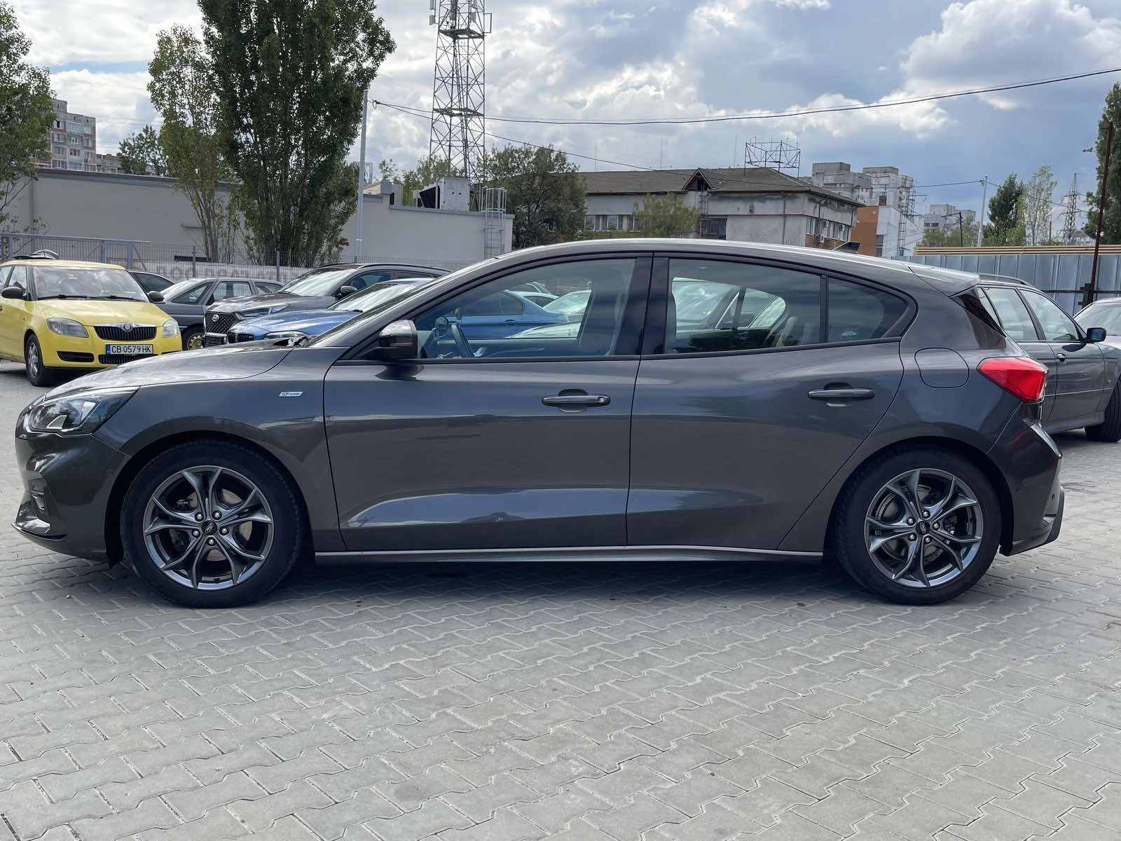 Ford Focus 1.5 ST Line 181 к.с Камера Панорама B&O  - изображение 5