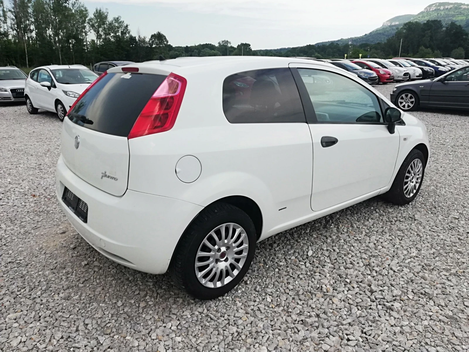 Fiat Punto 1.3m-jet 75 - изображение 6
