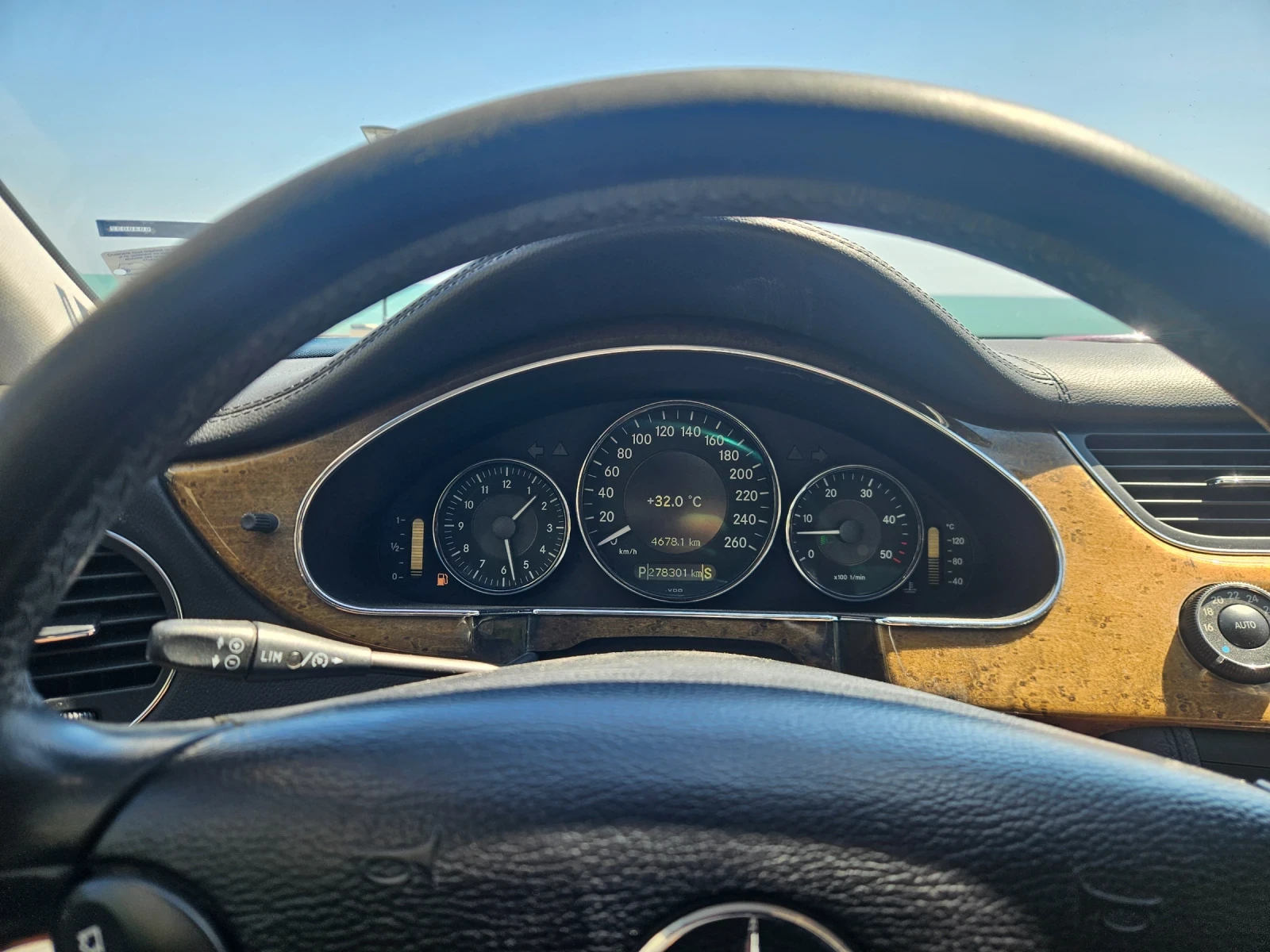 Mercedes-Benz CLS 320  - изображение 10