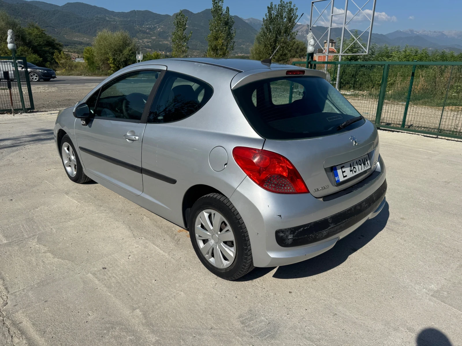 Peugeot 207 1.4HDI - изображение 6