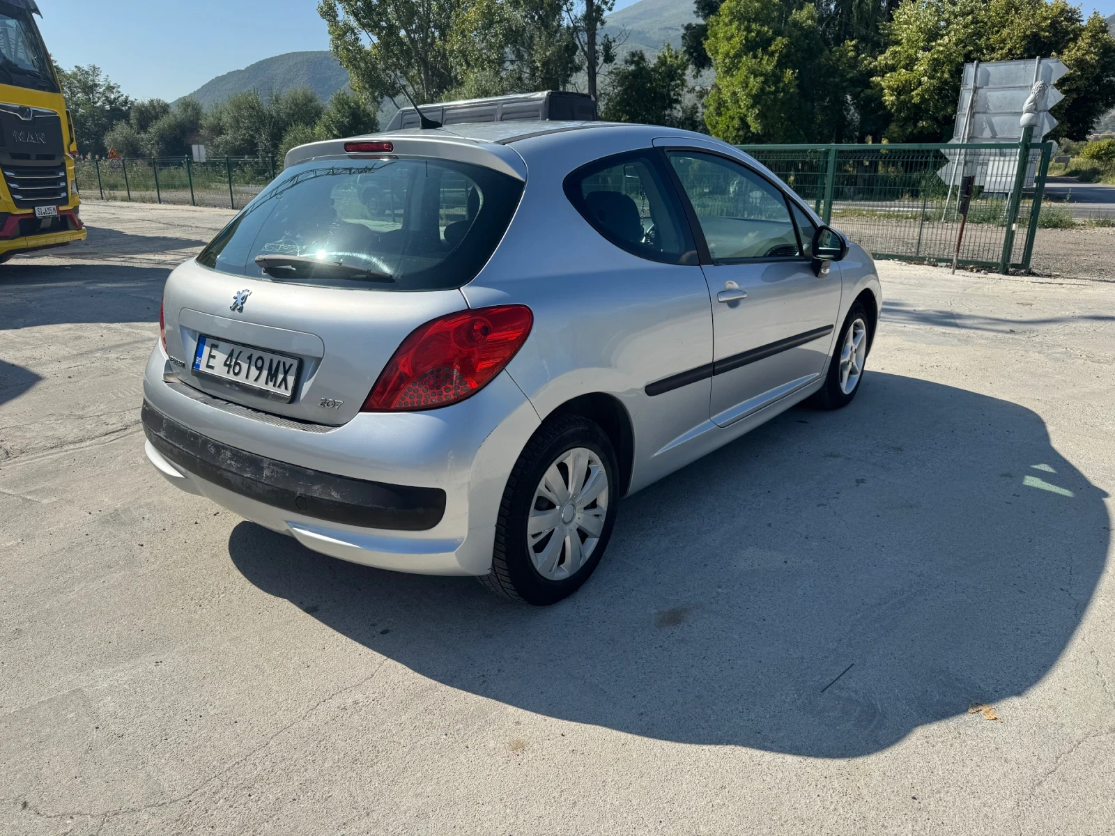 Peugeot 207 1.4HDI - изображение 4