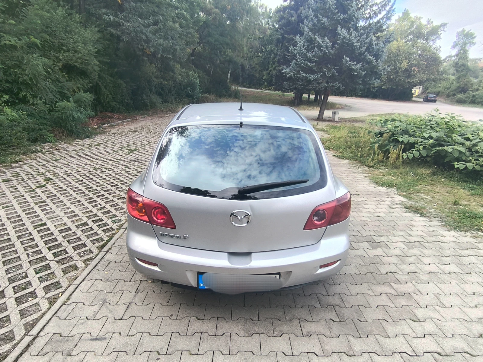 Mazda 3 1.6, напълно обслужен - изображение 3