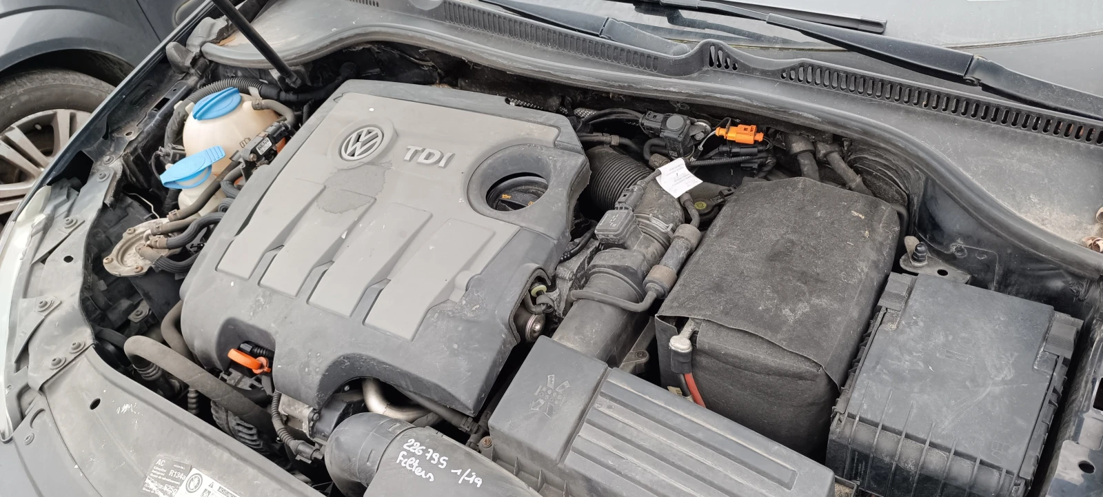 VW Golf VI 1.6TDi - изображение 6