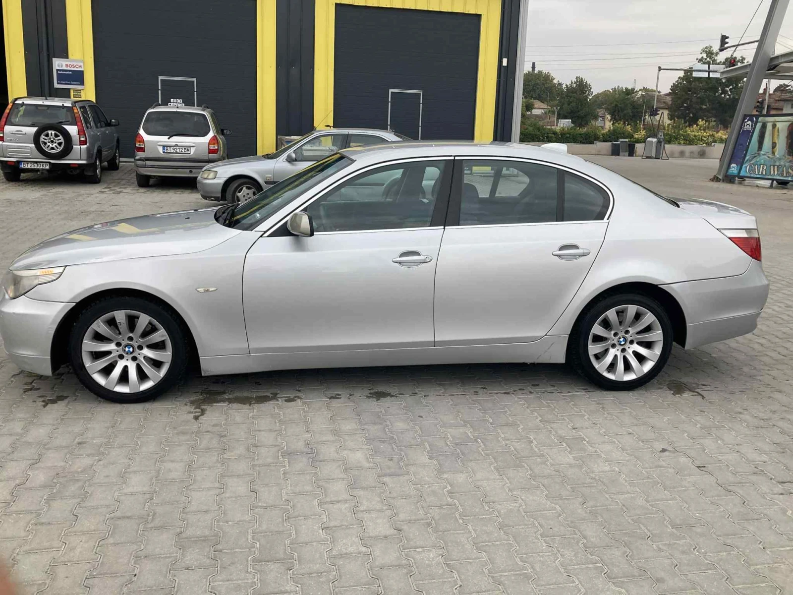 BMW 525  - изображение 8