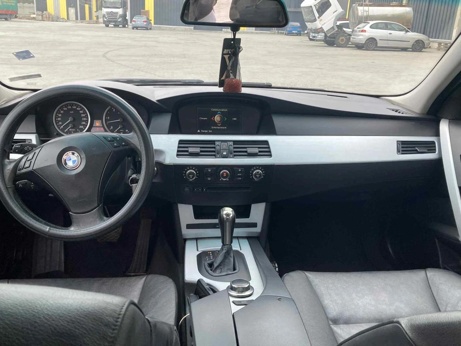 BMW 525  - изображение 10