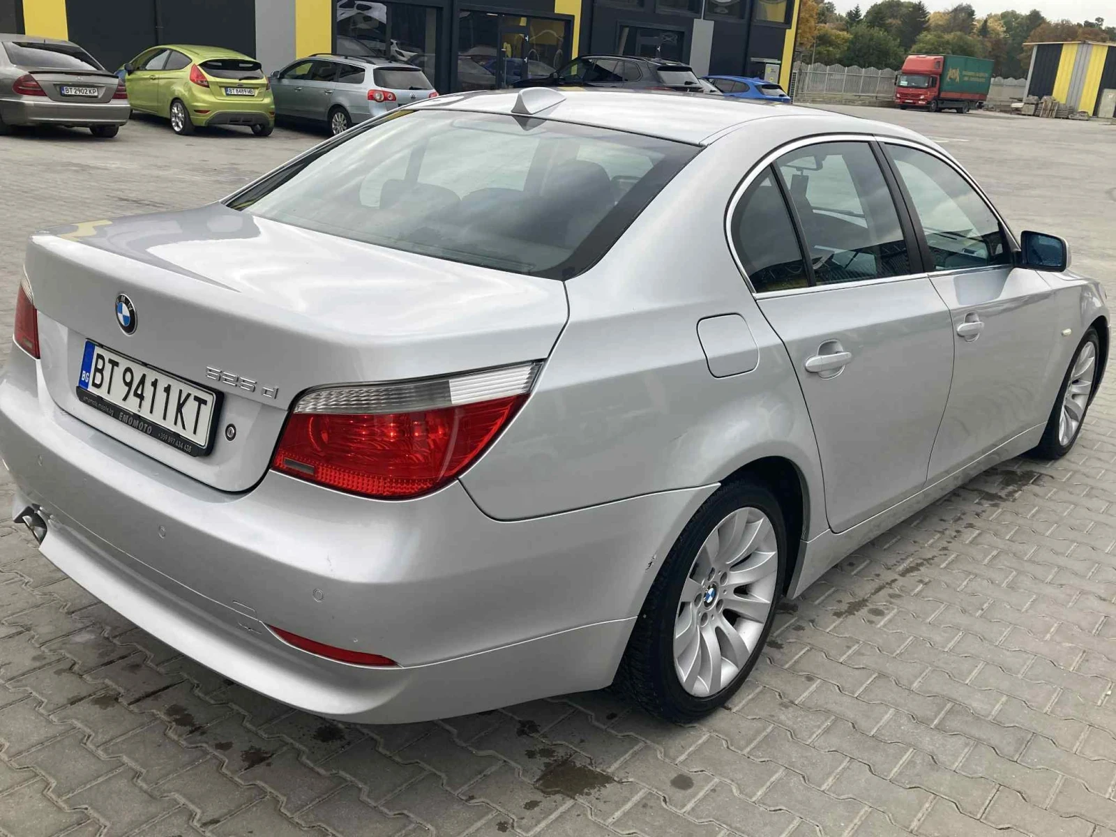 BMW 525  - изображение 6