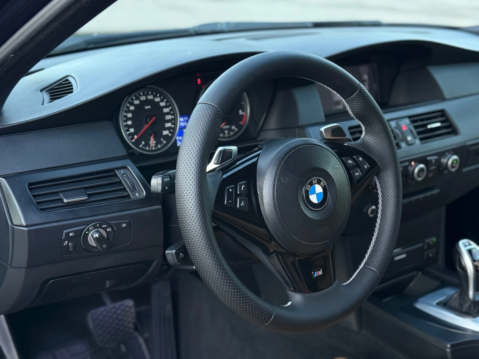 BMW 525 EDITION* SAT* MPACK* CIC | Mobile.bg   16