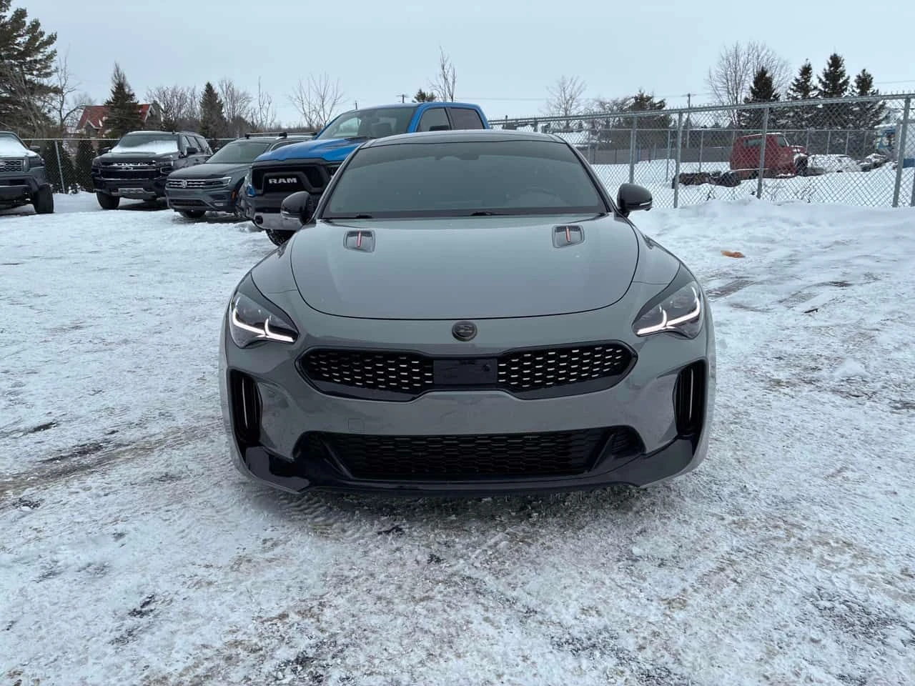 Kia Stinger * AWD * CARFAX * ПАНО * KEYLESS * ПОДГРЕВИ - изображение 6