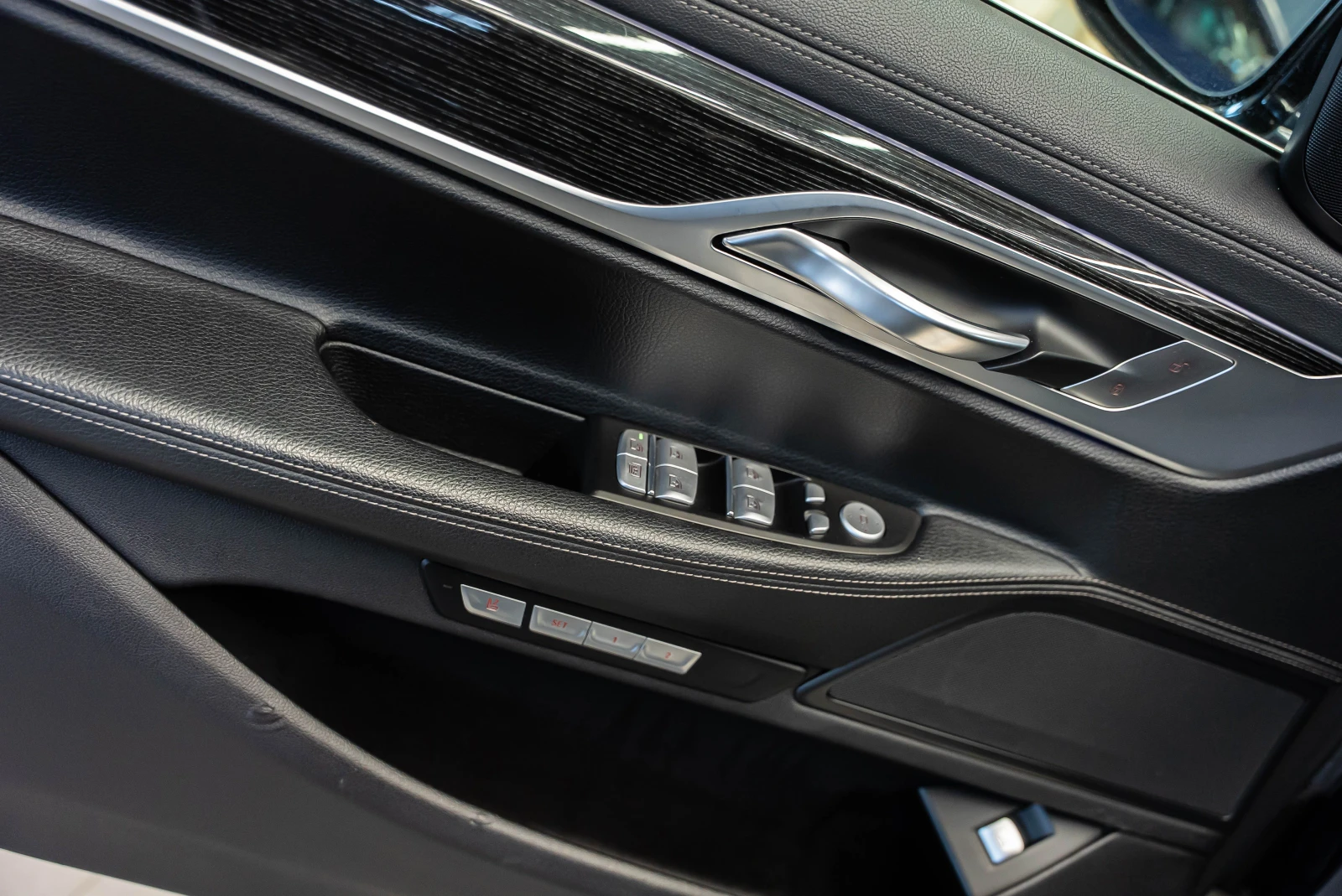 BMW 730 D xDrive - изображение 9