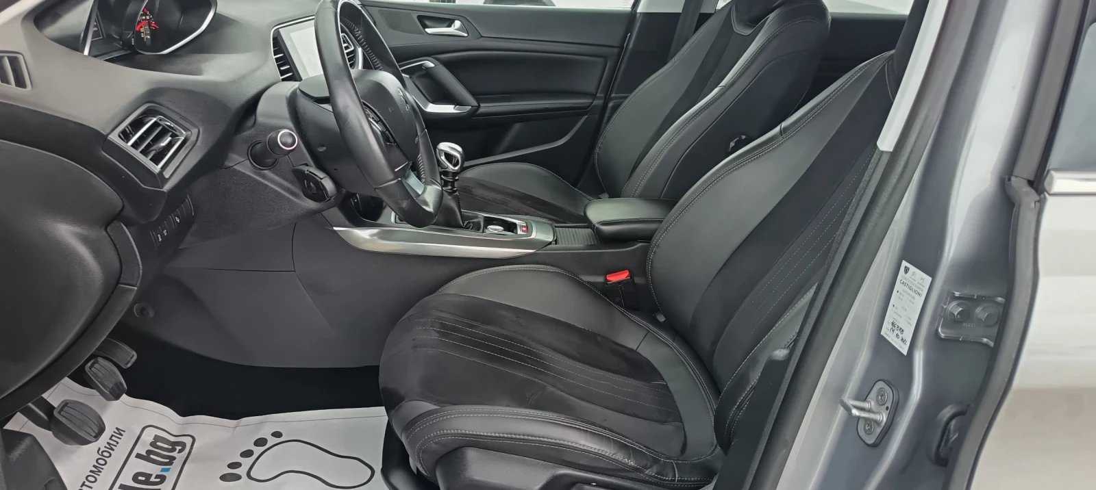 Peugeot 308 1.6 HDI * Allure * Keyless * Кожа * , снимка 9 - Автомобили и джипове - 53890602