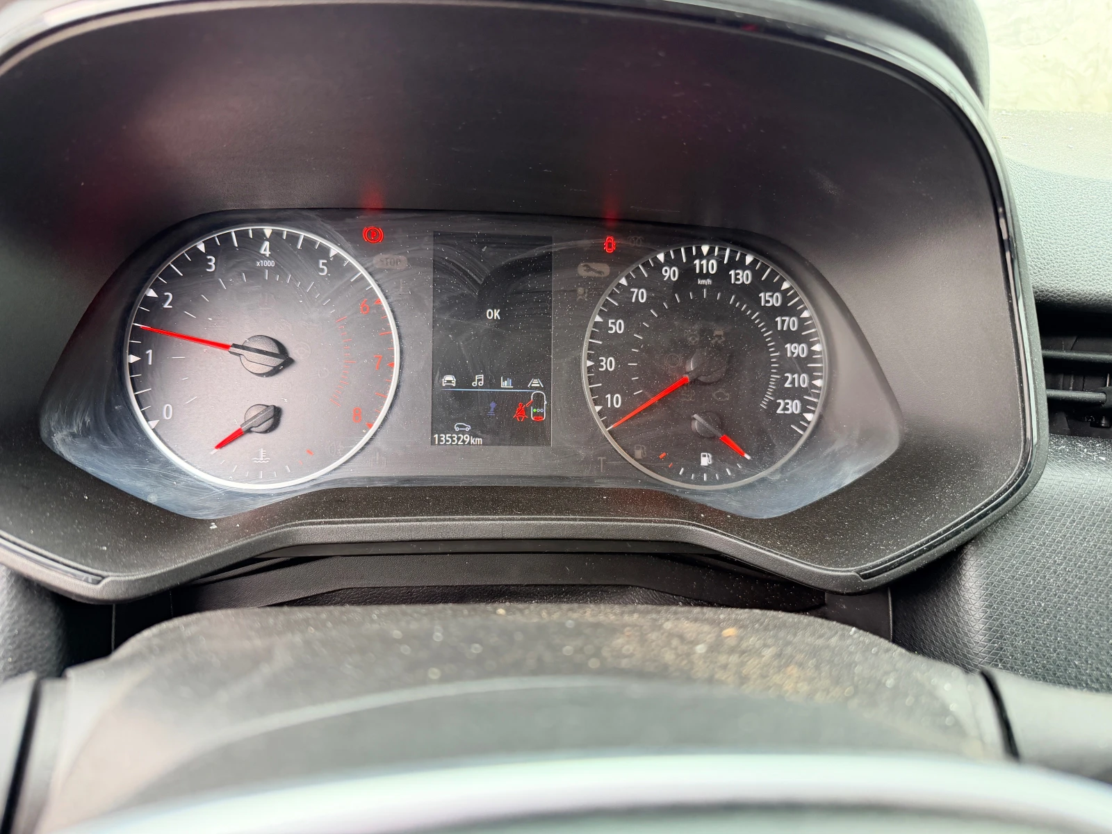 Renault Clio 1.0 TCe, снимка 12 - Автомобили и джипове - 54395468