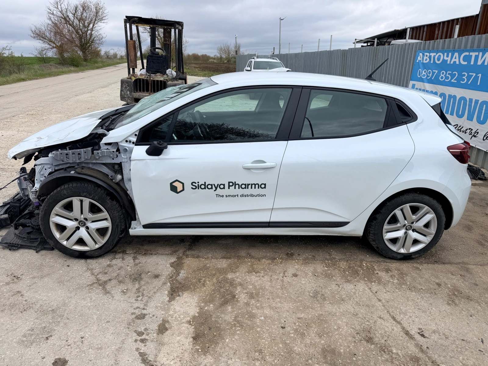 Renault Clio 1.0 TCe, снимка 4 - Автомобили и джипове - 54395468