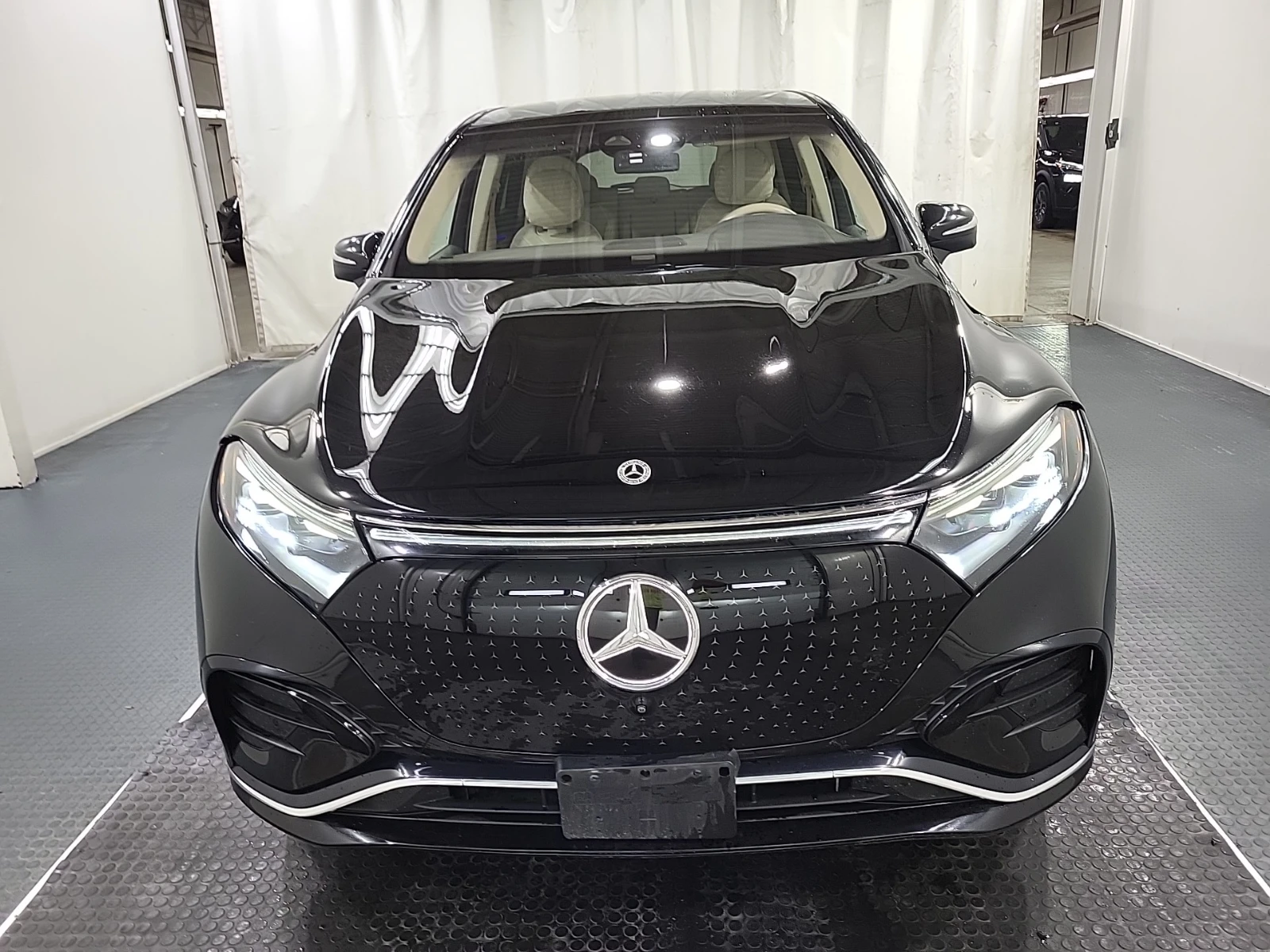 Mercedes-Benz EQS EQS 580* Pano* 360view* Обдухване* hyper screen* H, снимка 2 - Автомобили и джипове - 54416963
