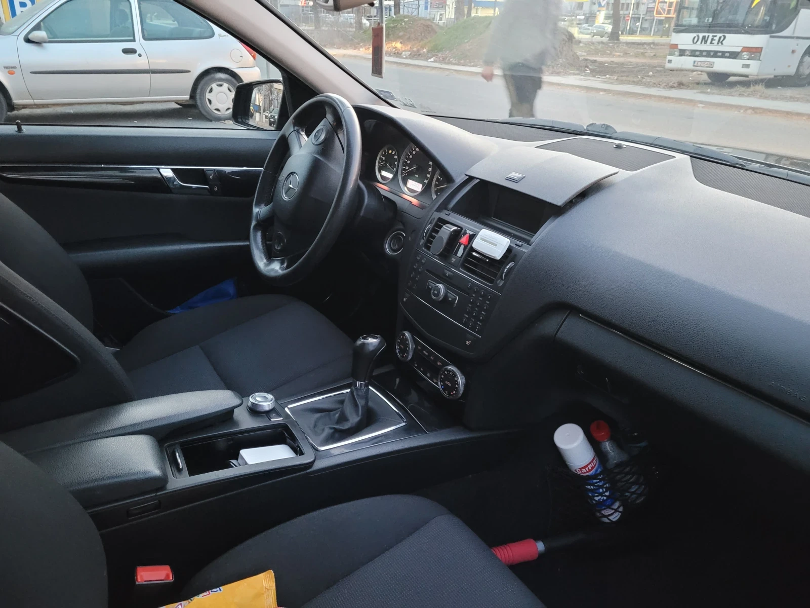 Mercedes-Benz C 200, снимка 3 - Автомобили и джипове - 54660232