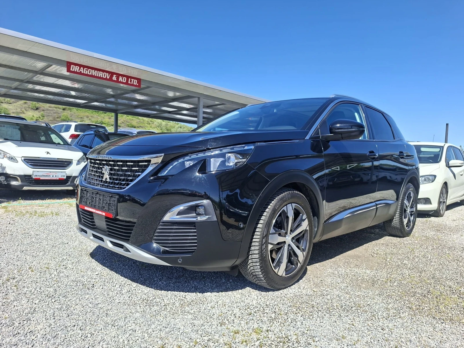 Peugeot 3008 Led / Automat / Panorama, снимка 3 - Автомобили и джипове - 54709554