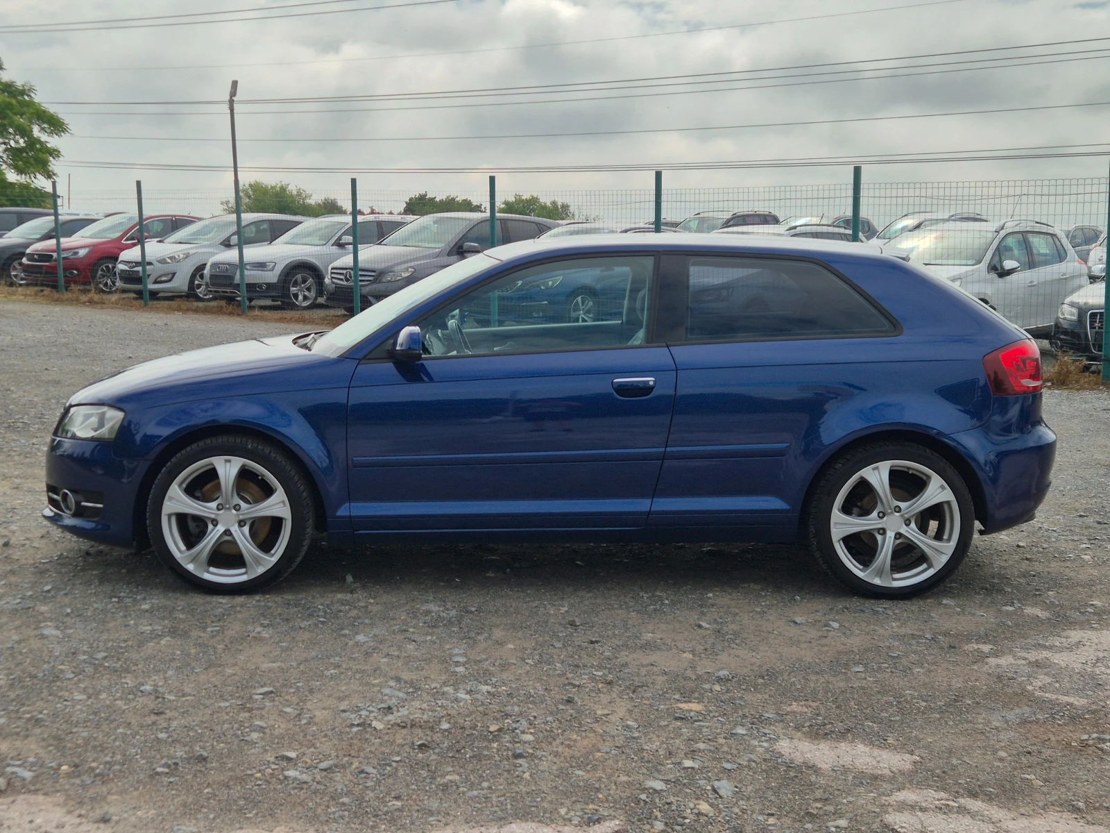 Audi A3 2.0TDI Автомат 170кс, снимка 2 - Автомобили и джипове - 54758483