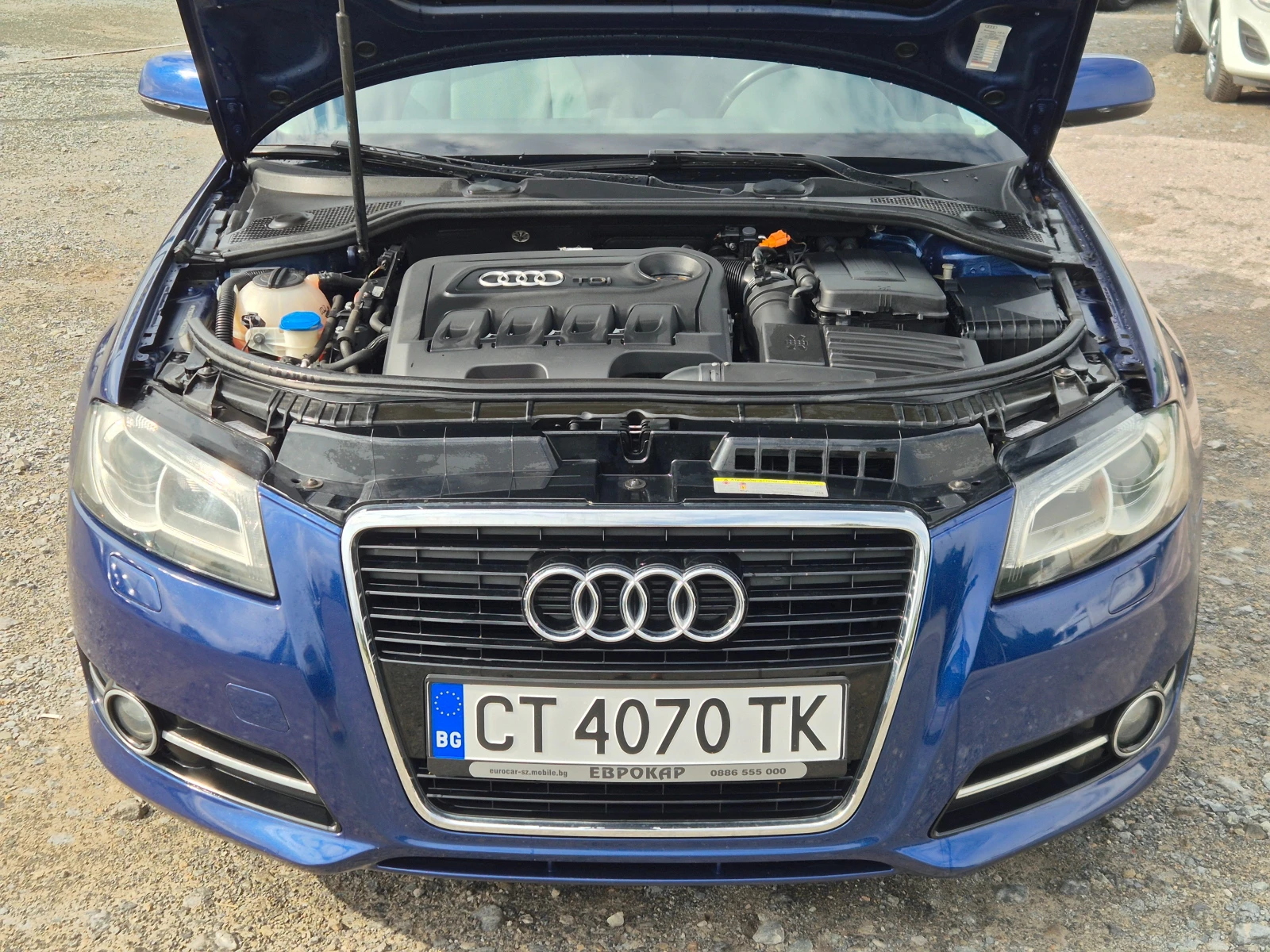 Audi A3 2.0TDI Автомат 170кс, снимка 15 - Автомобили и джипове - 54758483