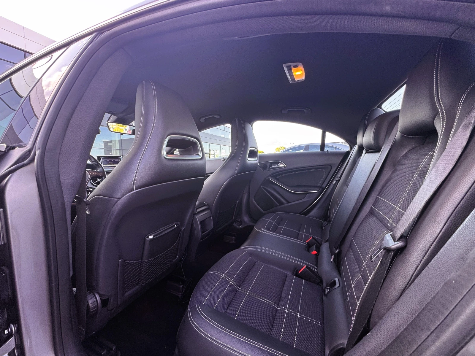 Mercedes-Benz CLA 200 URBAN LINE, снимка 15 - Автомобили и джипове - 54973747