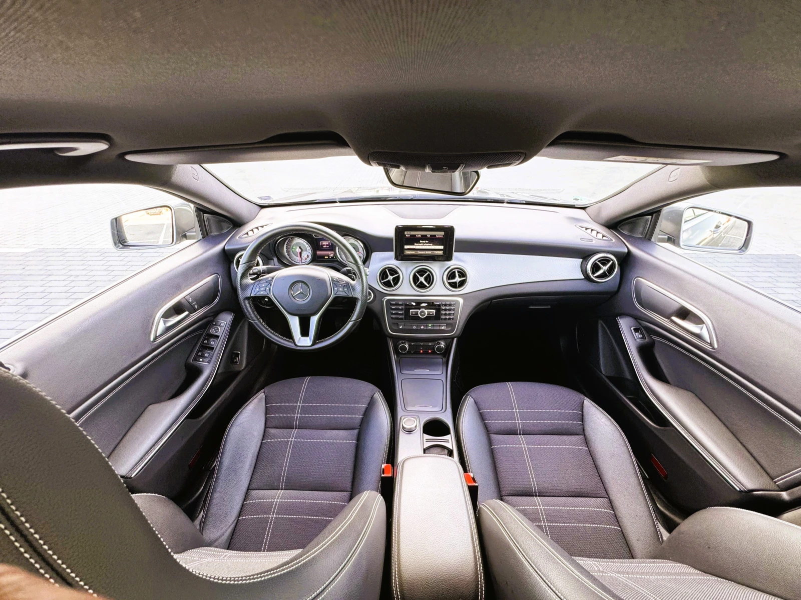 Mercedes-Benz CLA 200 URBAN LINE, снимка 11 - Автомобили и джипове - 54973747