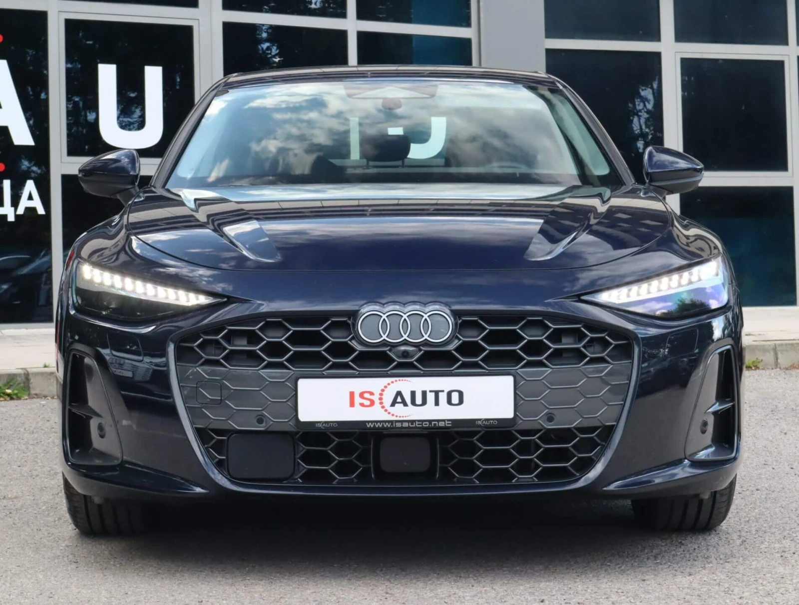 Audi A6 2.0TDI/Distronic/Side Assist/Pasenger Disp./Камера, снимка 2 - Автомобили и джипове - 55245434