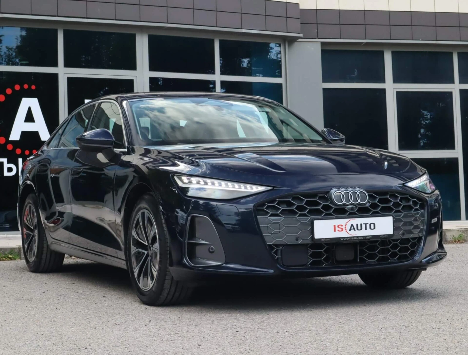 Audi A6 2.0TDI/Distronic/Side Assist/Pasenger Disp./Камера, снимка 3 - Автомобили и джипове - 55245434