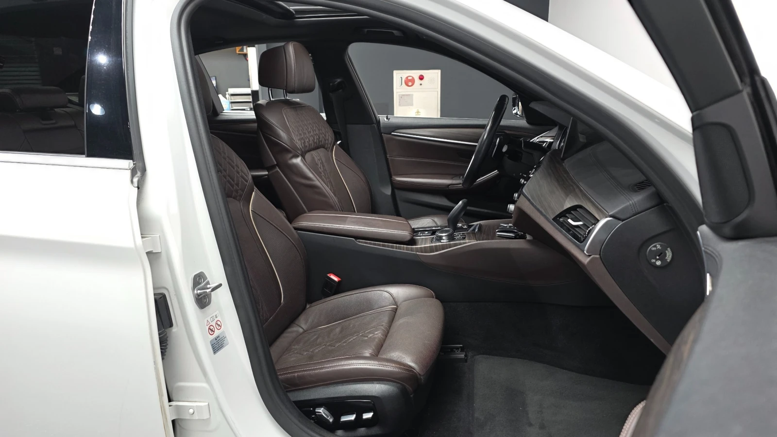 BMW 530 530i xDrive M Sport Plus | Mobile.bg � ����������� 10