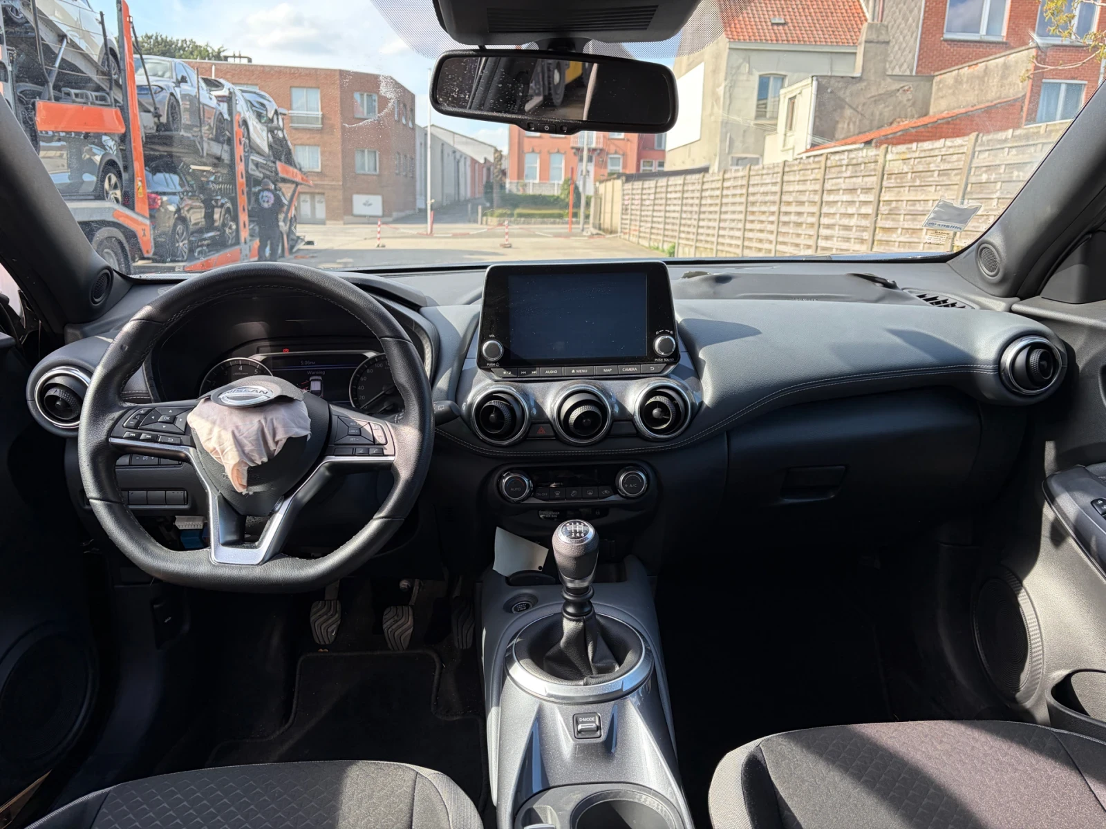 Nissan Juke, снимка 7 - Автомобили и джипове - 55595927