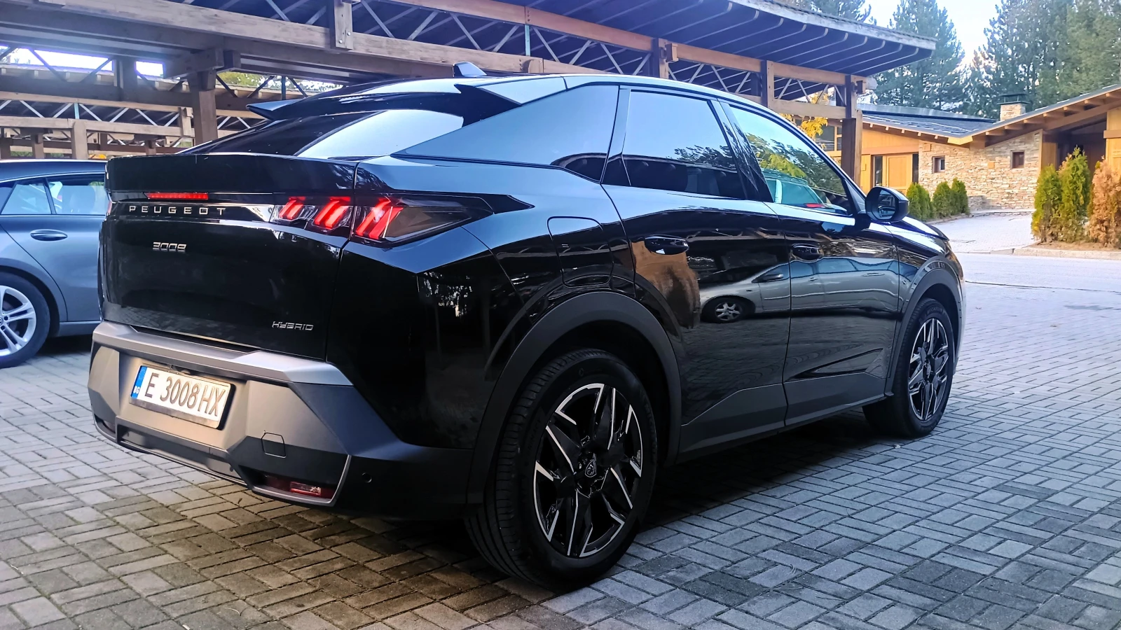 Peugeot 3008 Allure 1.2 Hybrid E-DCS6, снимка 5 - Автомобили и джипове - 56637737