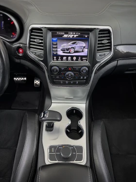 Jeep Grand cherokee 6.4 SRT, снимка 11