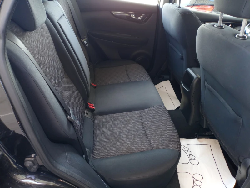 Nissan Qashqai 1.6 dCi АВТОМАТИК NAVI 162800 к.м. , снимка 8 - Автомобили и джипове - 42930702