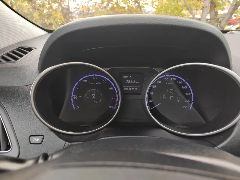 Hyundai IX35 2.0 AUTOMAT , снимка 15 - Автомобили и джипове - 52132892