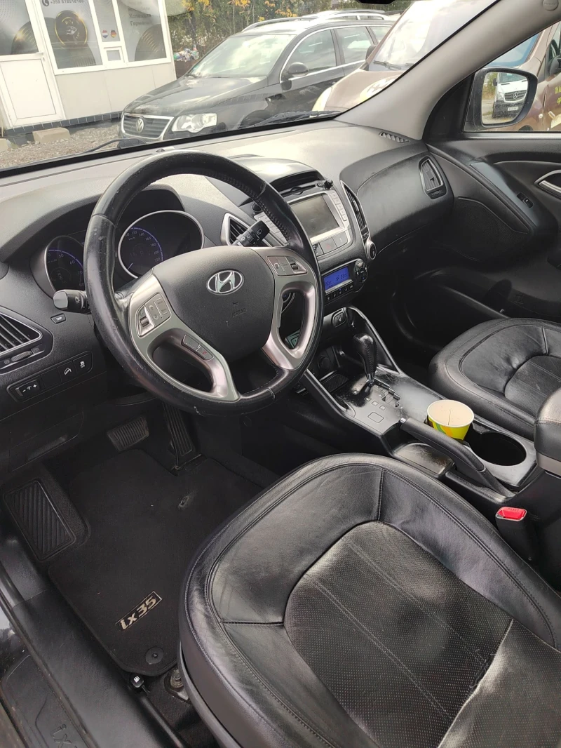 Hyundai IX35 2.0 AUTOMAT , снимка 11 - Автомобили и джипове - 52132892