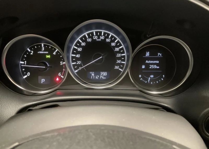 Mazda CX-5 2.2d PREMIUM KOJA PODGREV DISTRONIK KAMERA, снимка 11 - Автомобили и джипове - 52878592