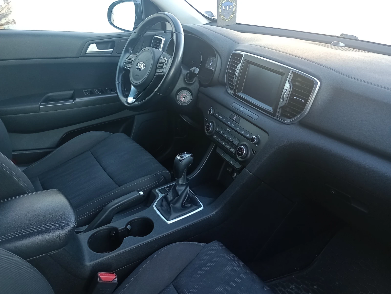 Kia Sportage 1.6 Gdi  - изображение 9