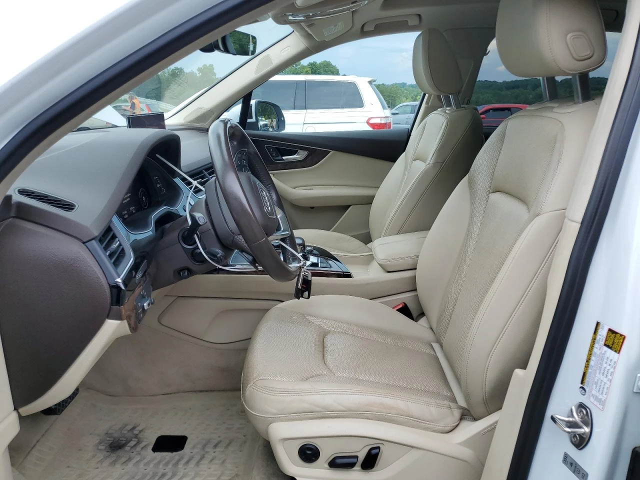 Audi Q7 PREMIUM PLUS 3.0T DISTRONIC/DIGITAL/ОБДУХВАНЕ - изображение 7