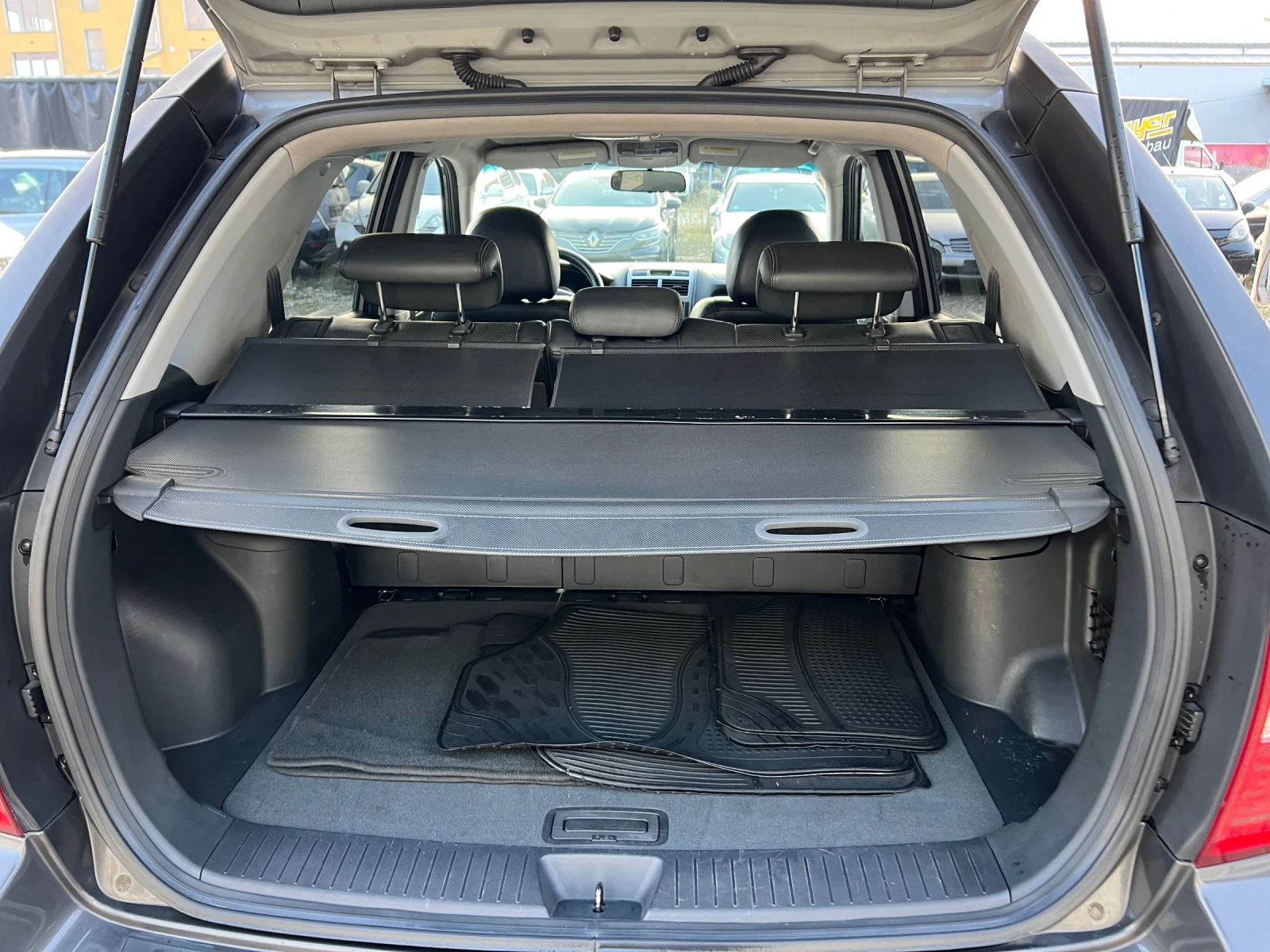 Kia Sportage 2.0CRDi-112к.с./ 4х4/ Кожа/ Навигация/ Италия - изображение 9