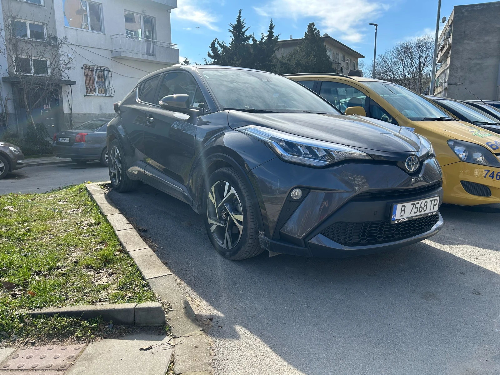 Toyota C-HR 2.0 Hybrid  | Mobile.bg � ����������� 2