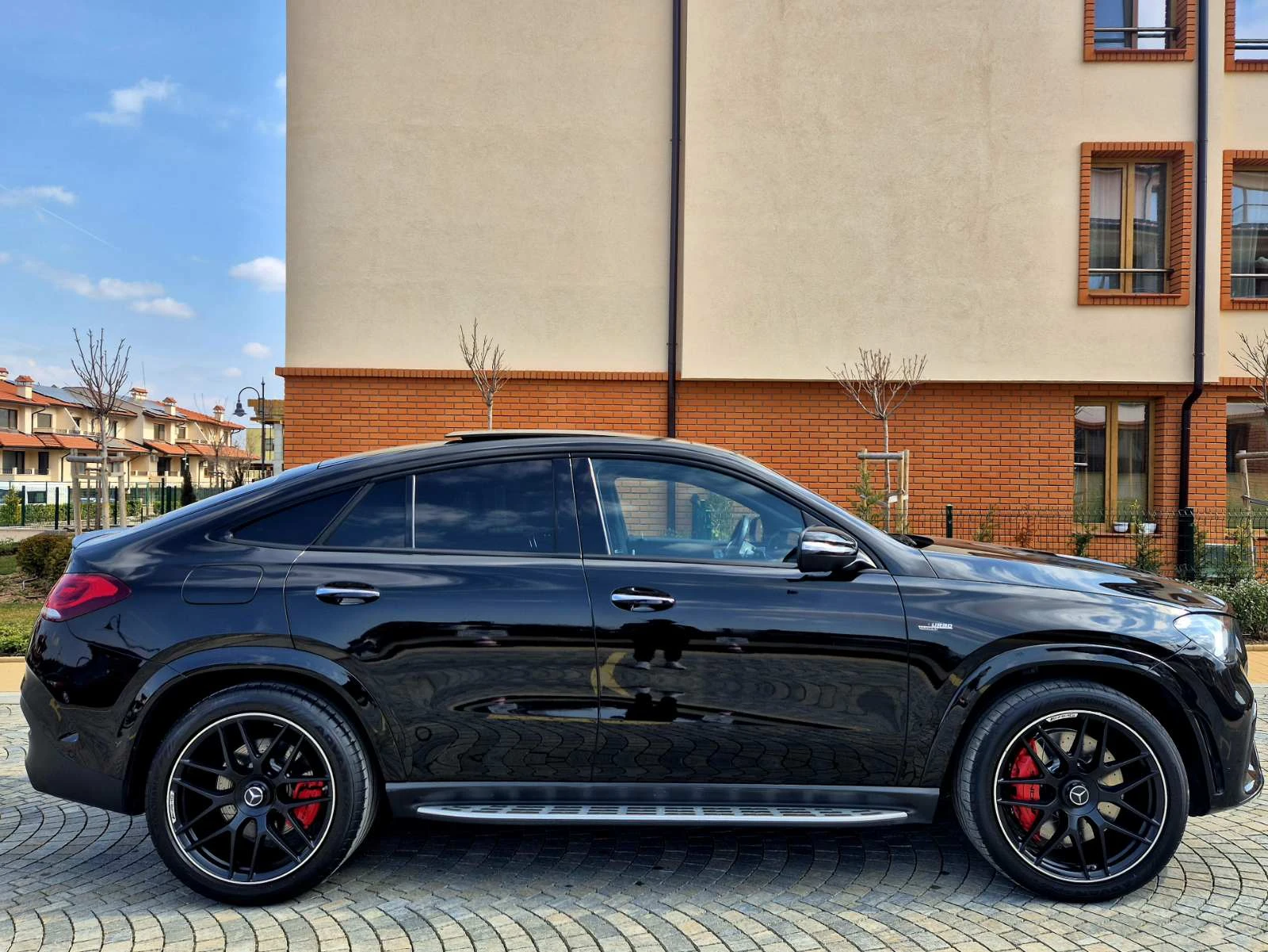 Mercedes-Benz GLE 53 4MATIC * AMG* COUPE* SHADOW LINE* FULL* , снимка 2 - Автомобили и джипове - 53169159