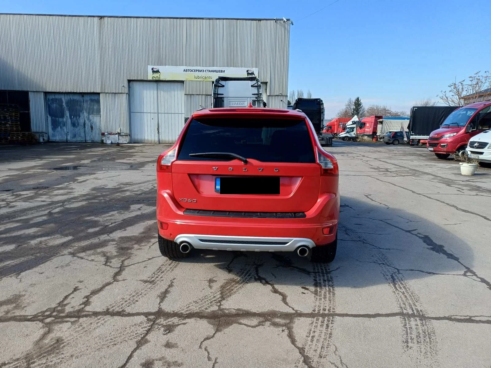 Volvo XC60 2.4 D5 AWD  - изображение 6