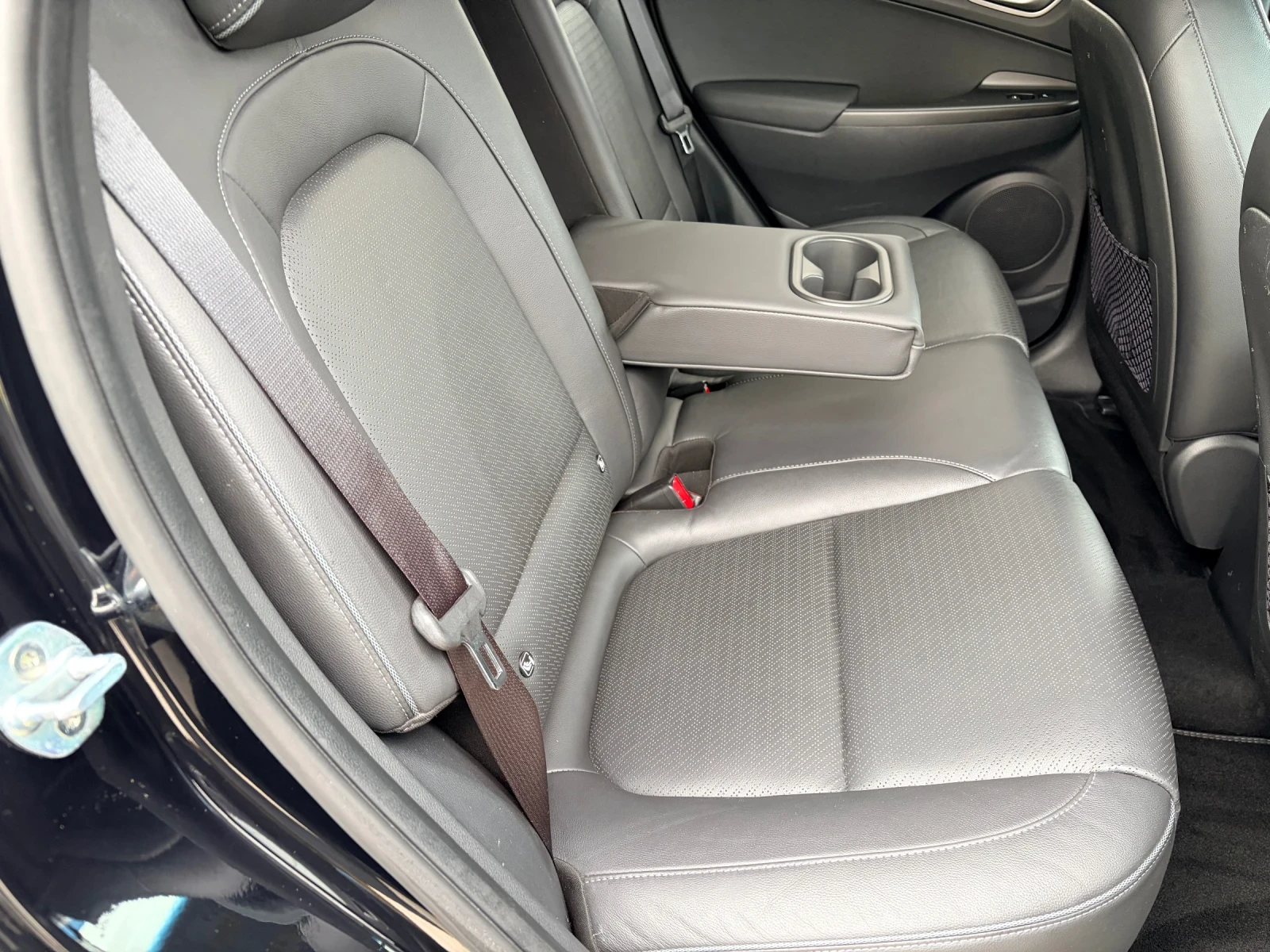 Hyundai Kona FACELIFT!!!PREMIUM!!! 64kw 204pc TERMOPOMPA!!!, снимка 15 - Автомобили и джипове - 53953622